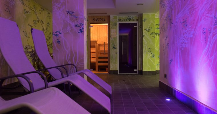 Selvino Daily Spa Experience; T’Ami Romantic By Night; T'Ami Romantic in Private Spa,Romanticismo Esclusivo in private SPA: Pacchetto di San Valentino