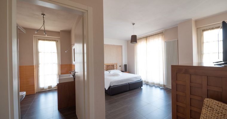 Vacanze di Pasqua in Hotel con SpaEscape to a Spa in the Pearl of the Orobie Mountains: Exclusive Offer for the Immaculate Conception