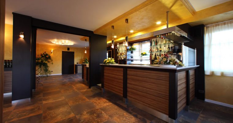 Benessere alle QC Terme di San Pellegrino; T’Ami Romantic By Night; T'Ami Romantic in Private SpaEscape to a Spa in the Pearl of the Orobie Mountains: Exclusive Offer for the Immaculate Conception